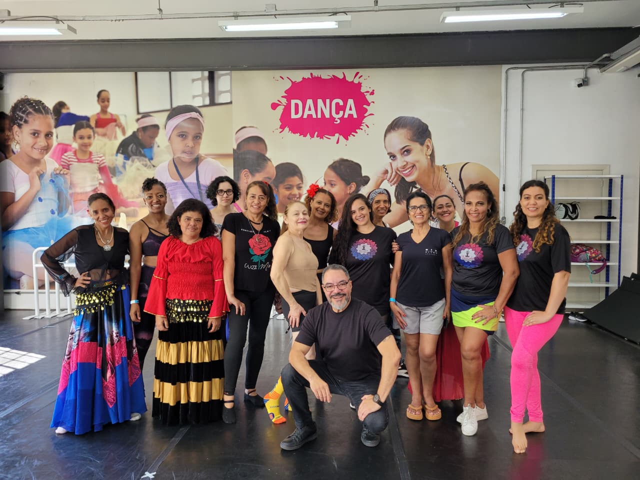 João Carlos Corrêa e participantes reunidos na Fábrica de Cultura do Parque Belém