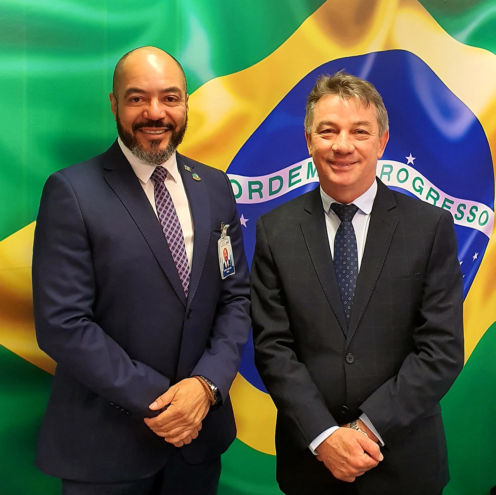 João Carlos Corrêa recebe o governador do estado de Roraima, Antonio Denarium, no gabinete do senador Chico Rodrigues.